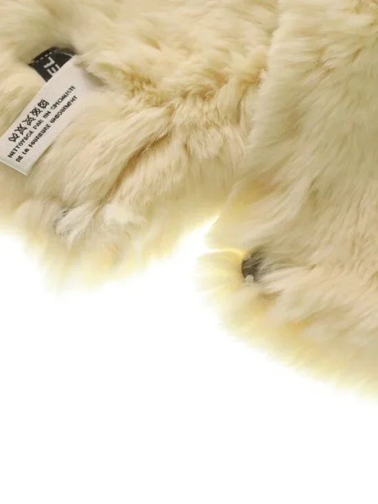 Chanel CC Logo Rabbit Fur Scarf Shawl Ivory - Picture 6 of 6